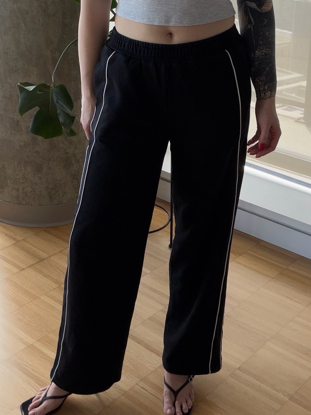Black women’s sweatpants